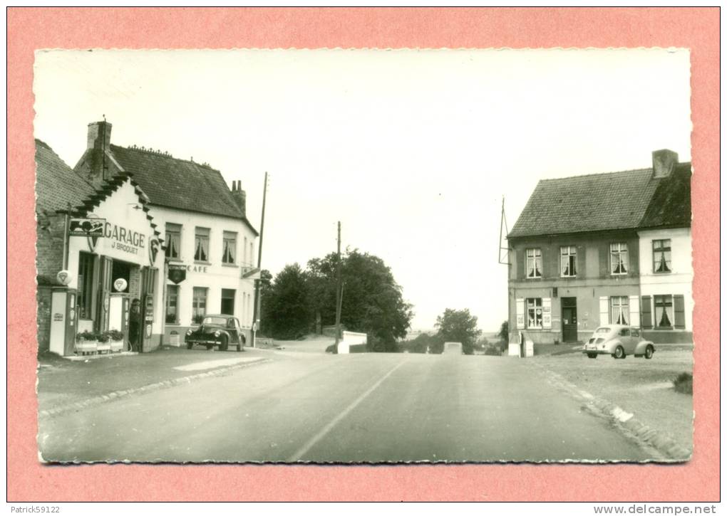 MOULLE Place du Haut Mont